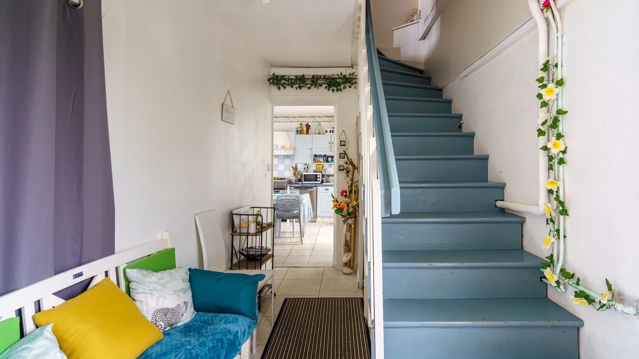 Photo of Others in Primelin