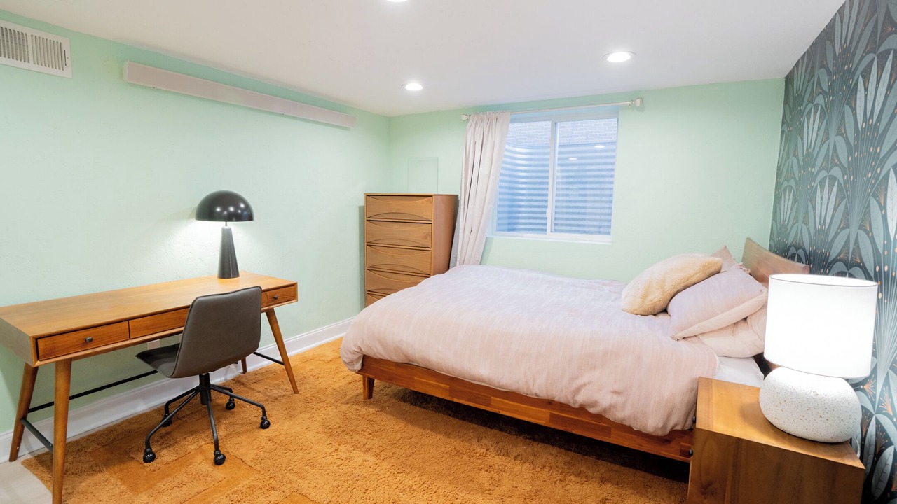 Photo of Bedroom in Lander
