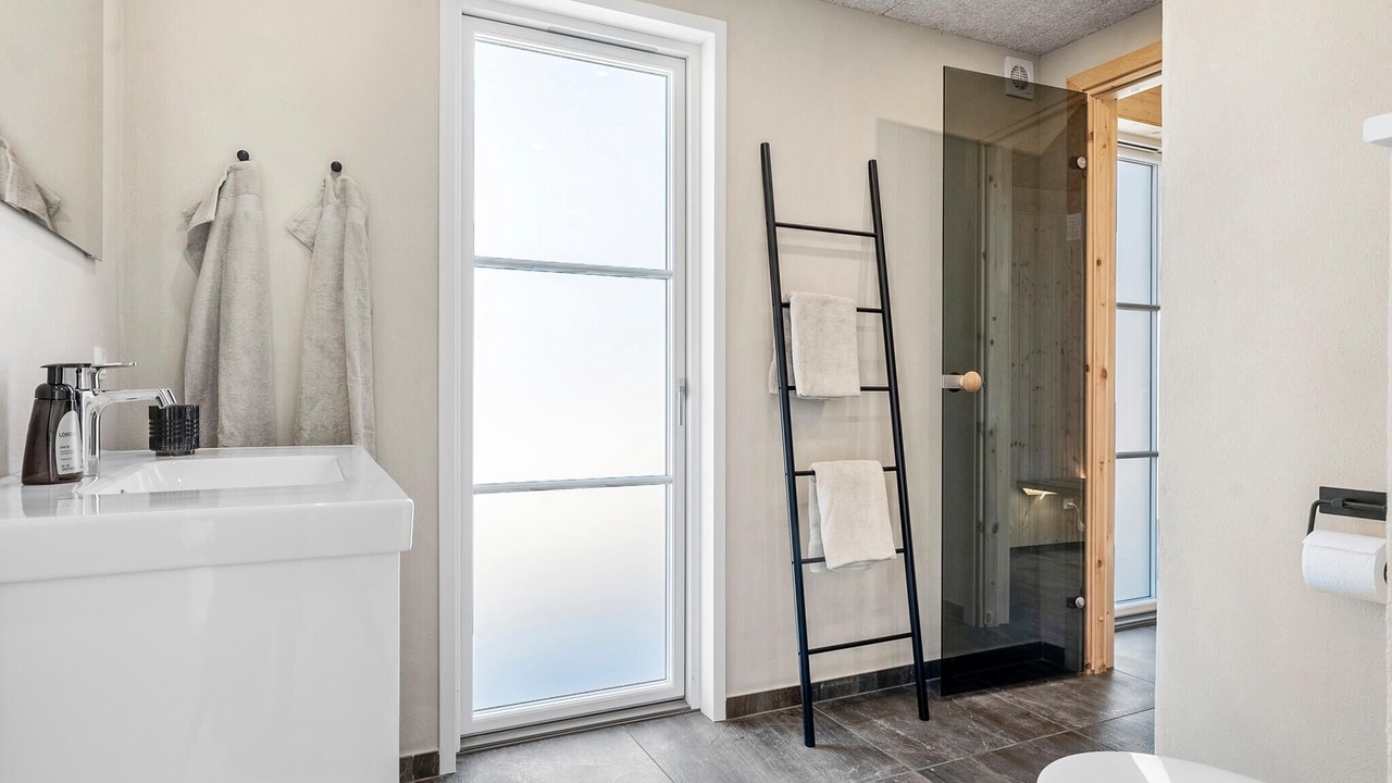 Photo of Bathroom in Bratten Strand