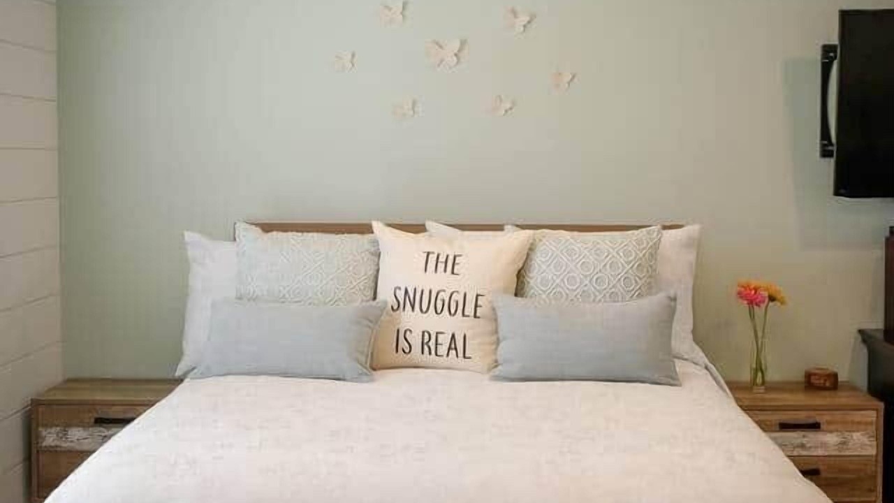 Photo of Bedroom in Virgil