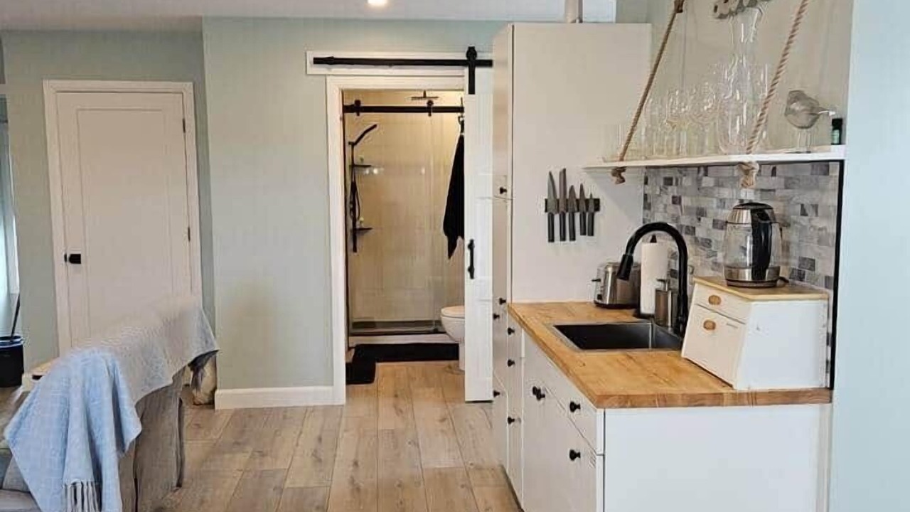 Photo of Others in Virgil