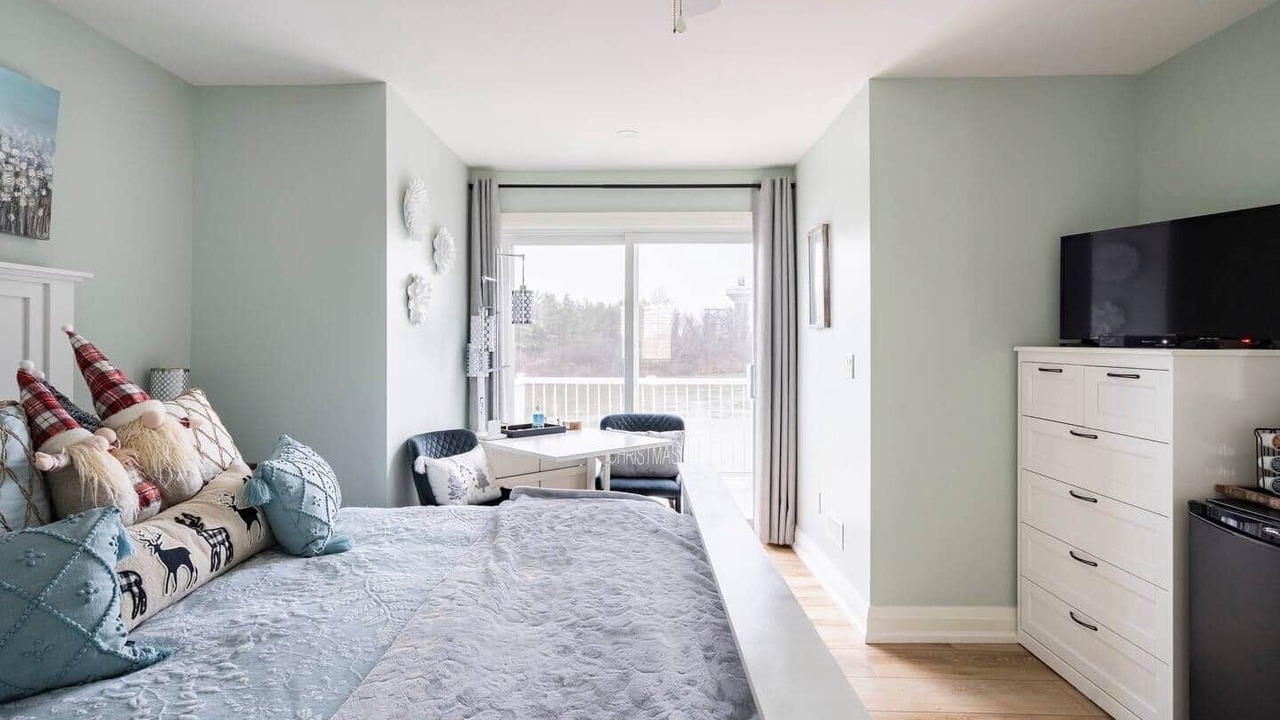 Photo of Bedroom in Virgil