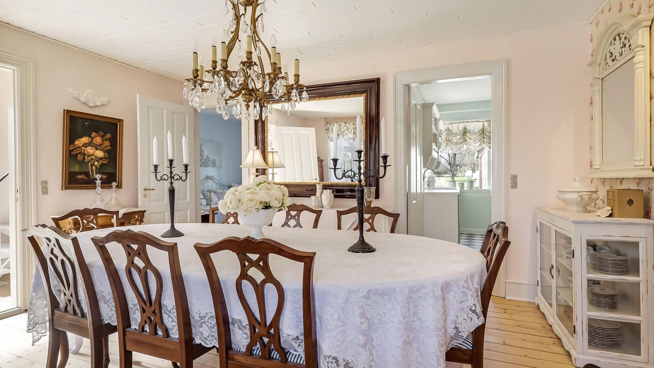 Photo of Bedroom in Humble