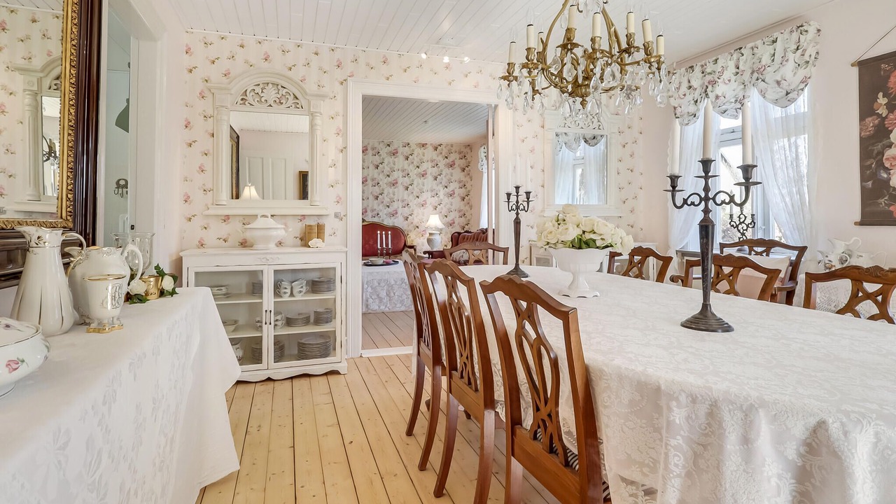 Photo of Bedroom in Humble