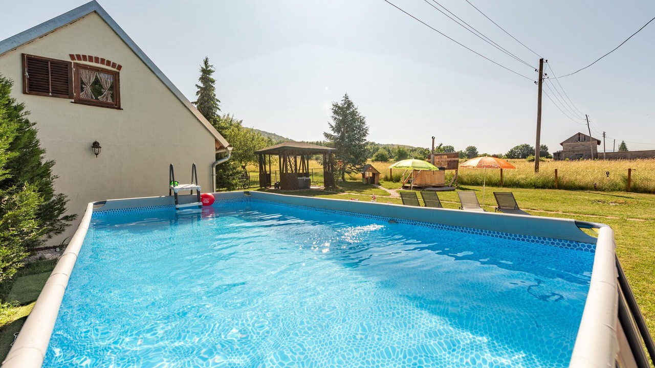 Photo of Outdoor in Udbina