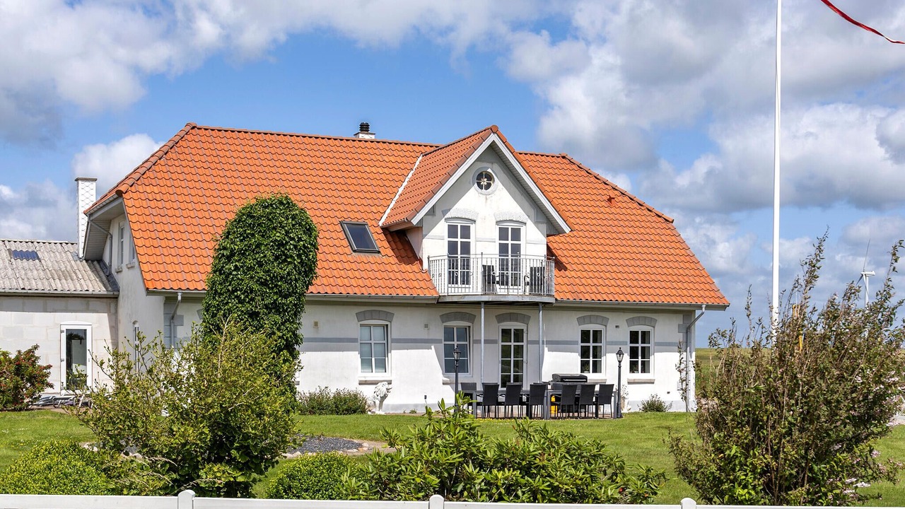 Photo of Others in Emmerlev