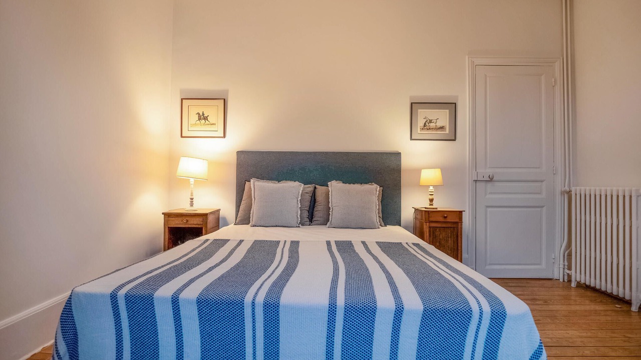 Photo of Others in Chantilly