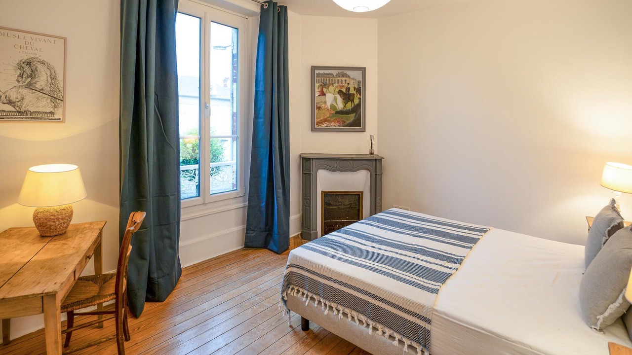 Photo of Others in Chantilly