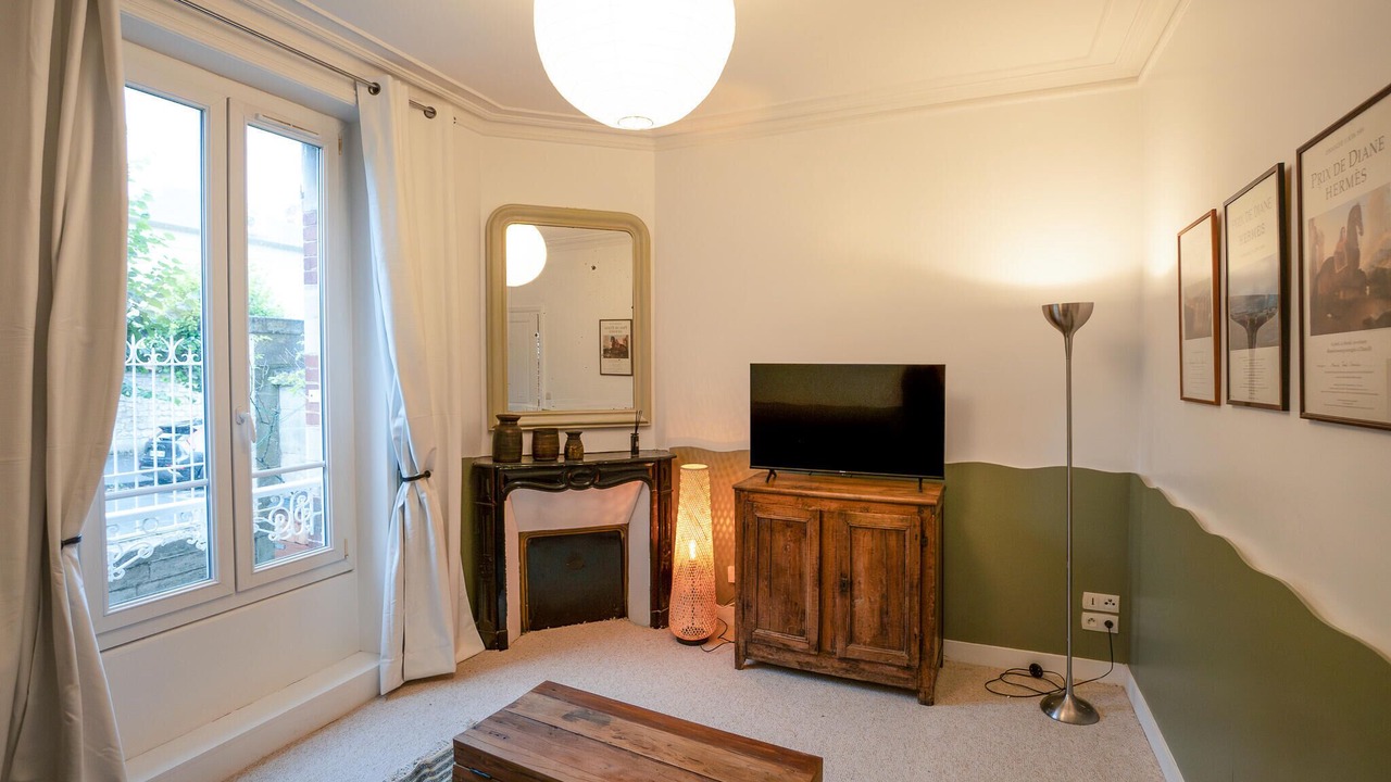 Photo of Bedroom in Chantilly