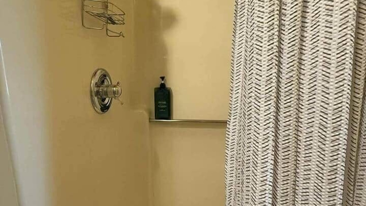 Photo of Bathroom in Hanover