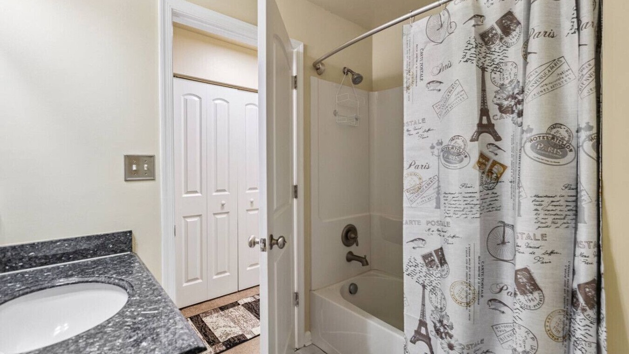 Photo of Bathroom in Christiana