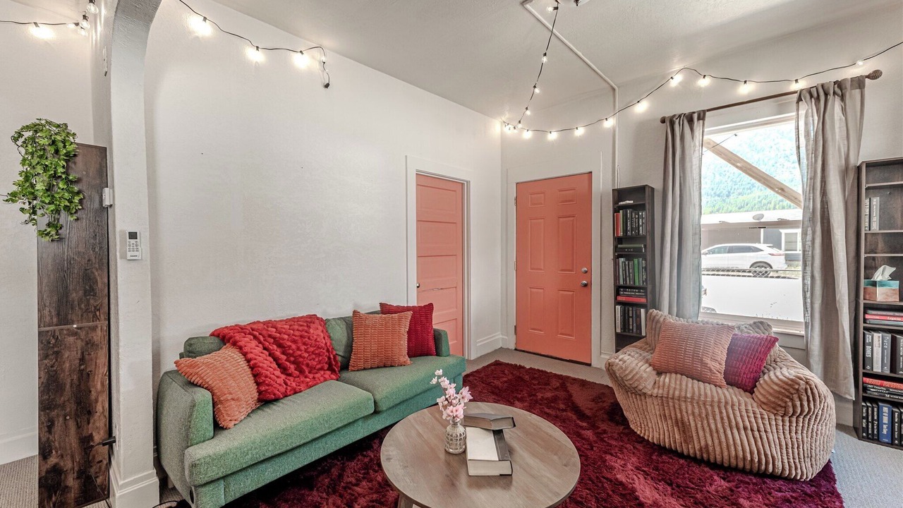 Photo of Livingroom in Alberton