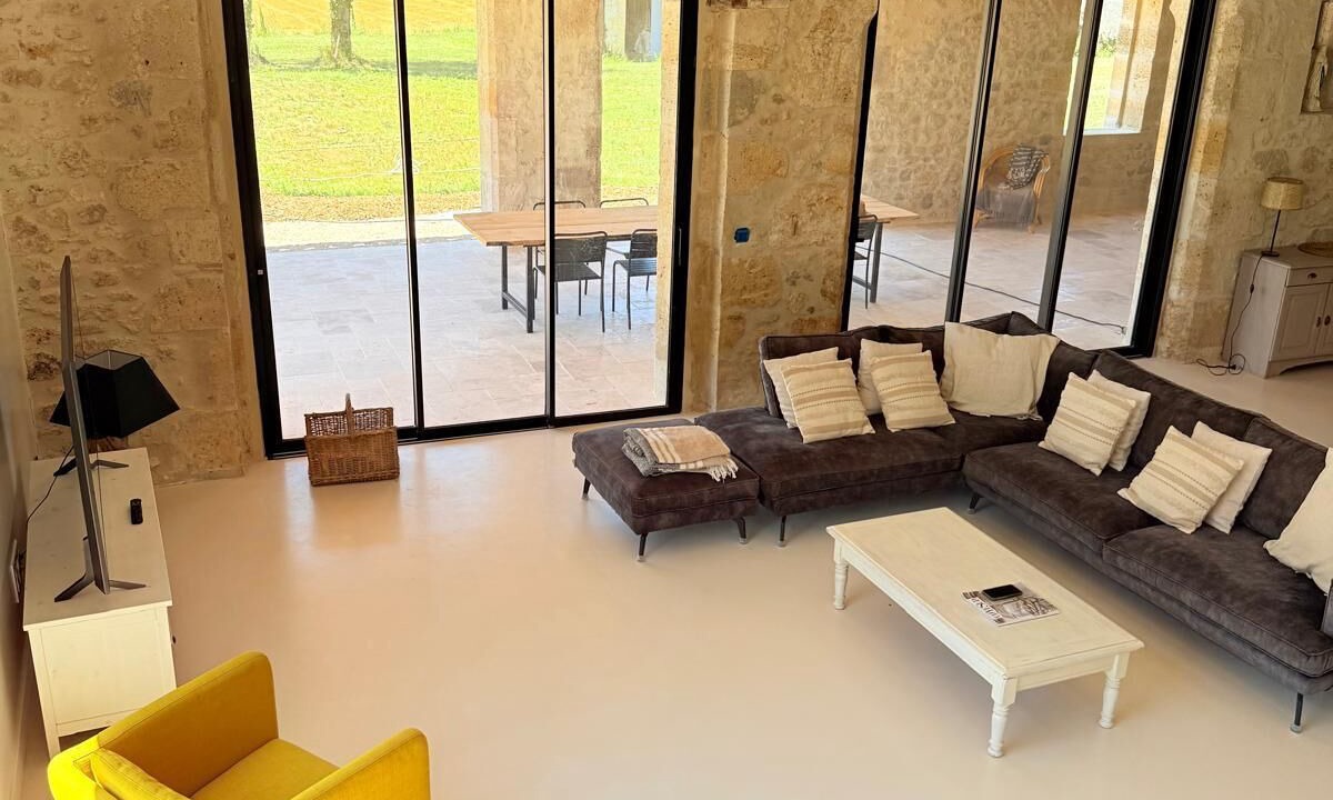 Photo of Livingroom in Gazaupouy