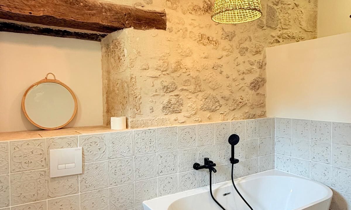 Photo of Bathroom in Gazaupouy