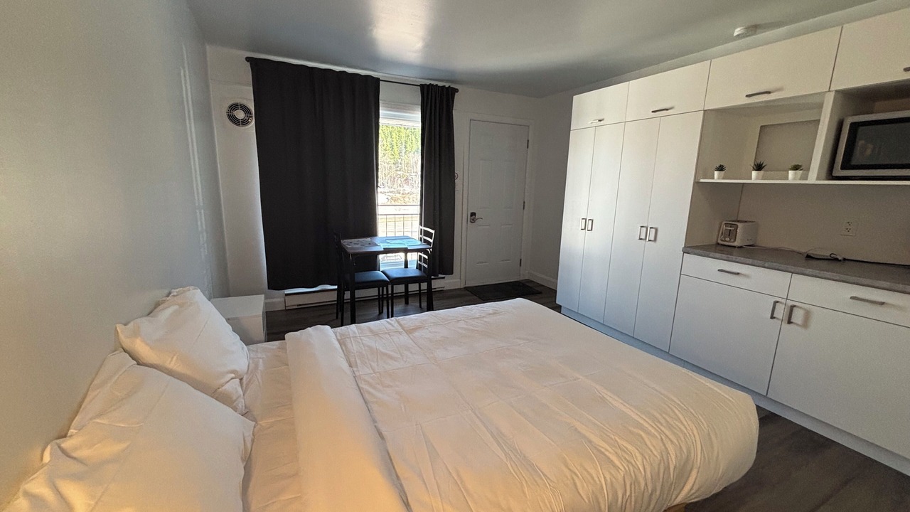 Photo of Bedroom in Baie Comeau