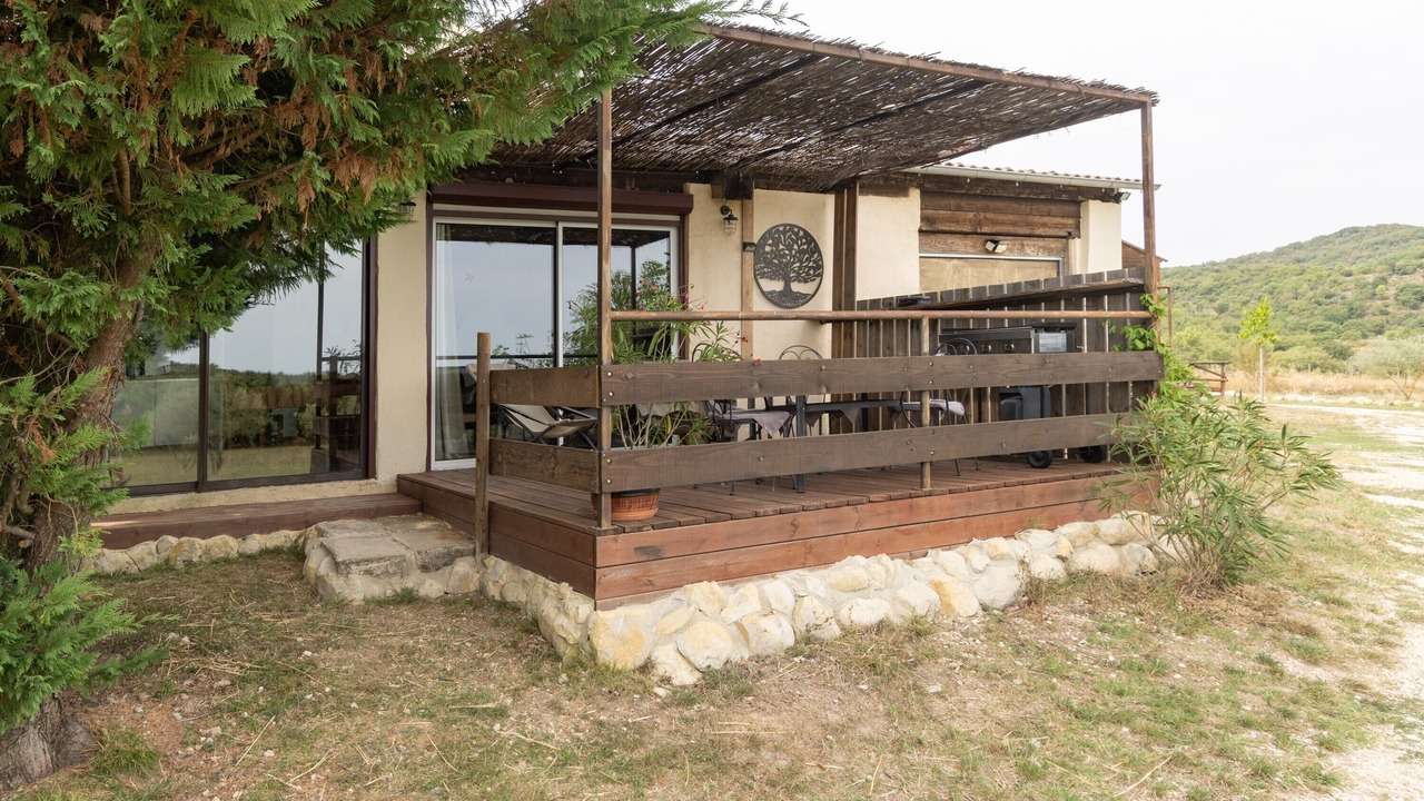 Photo of Patio Balcony in Bessas