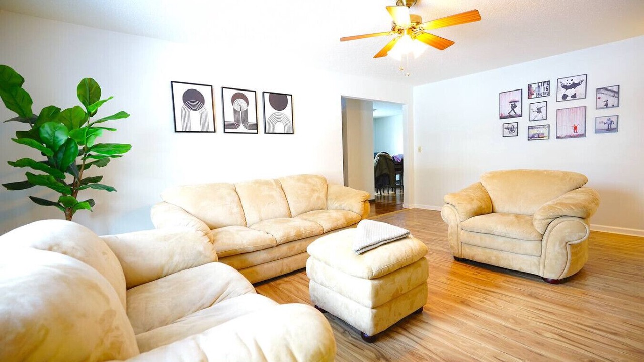 Photo of Livingroom in Sioux Falls