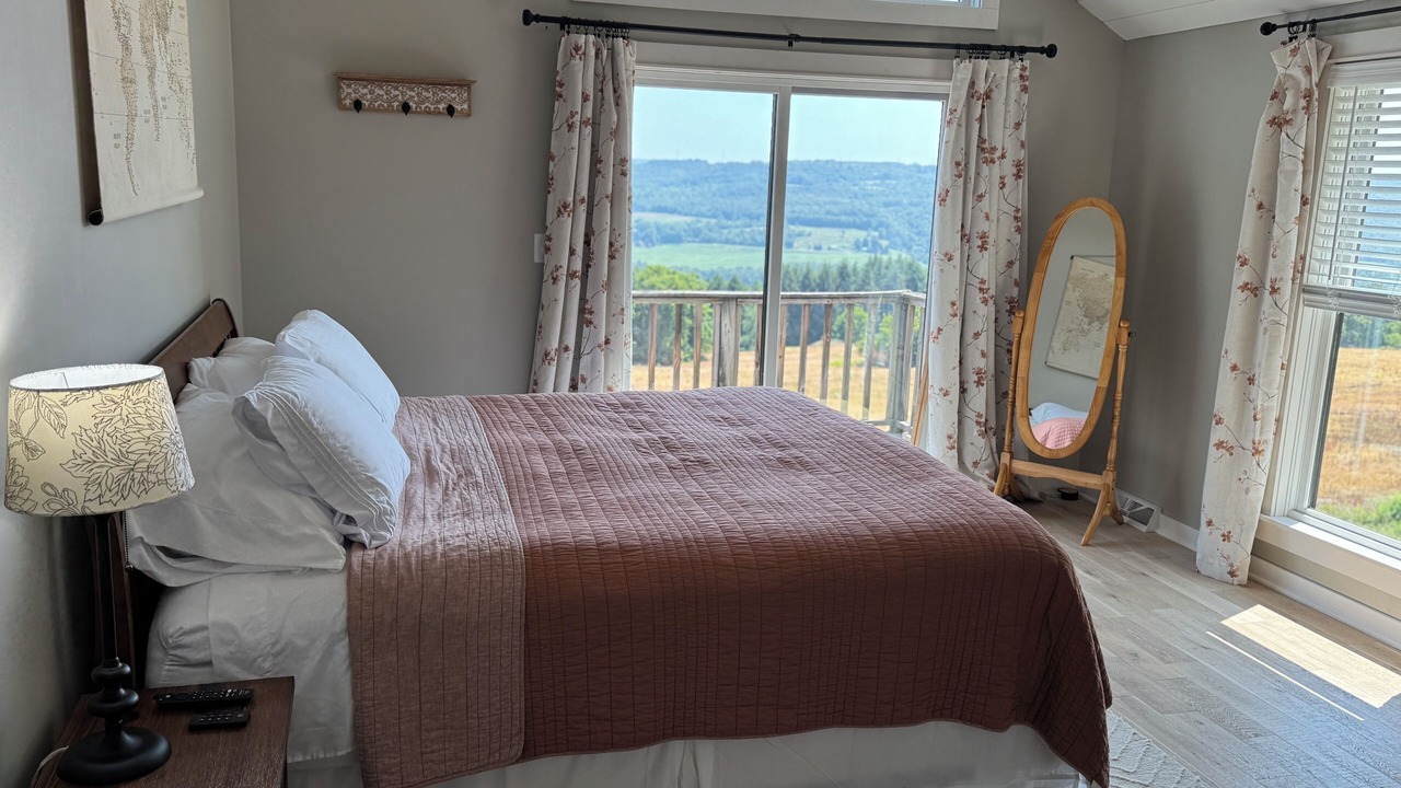 Photo of Bedroom in Cazenovia