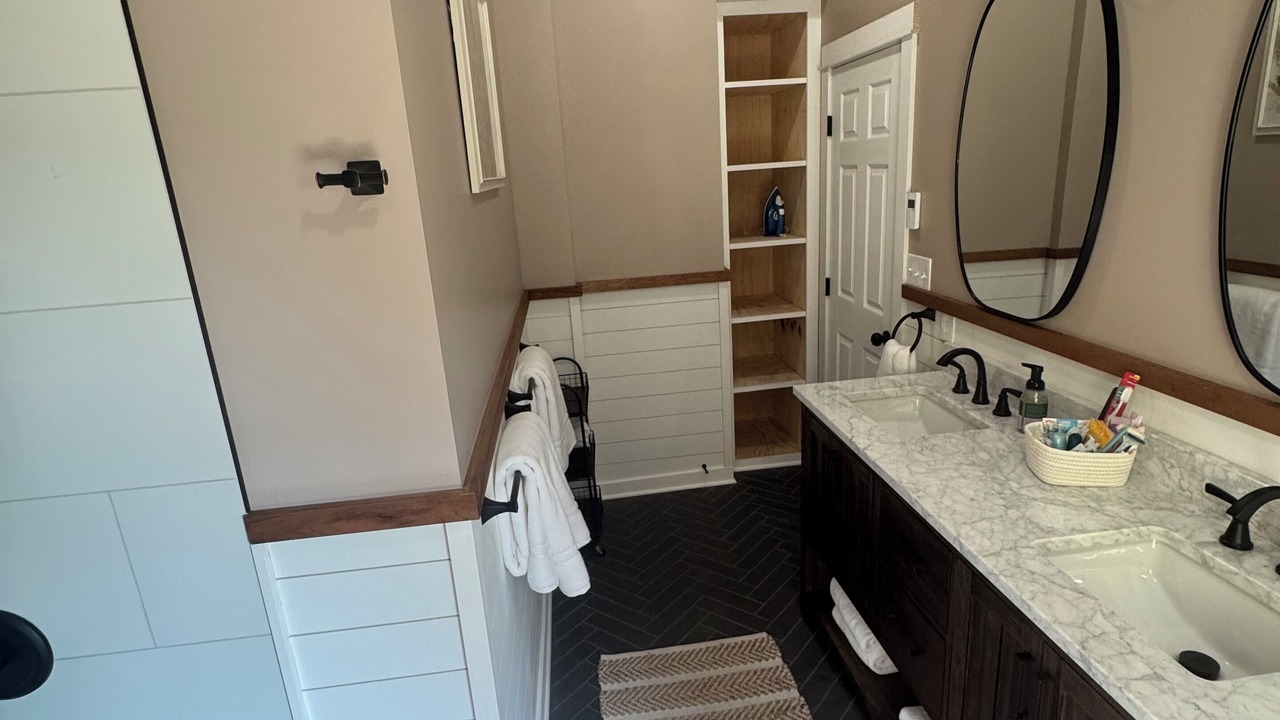 Photo of Bathroom in Cazenovia