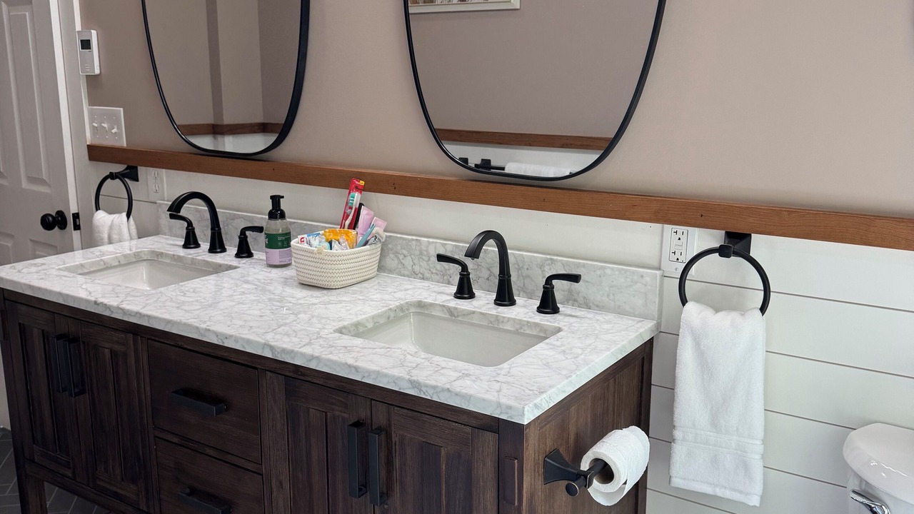 Photo of Bathroom in Cazenovia