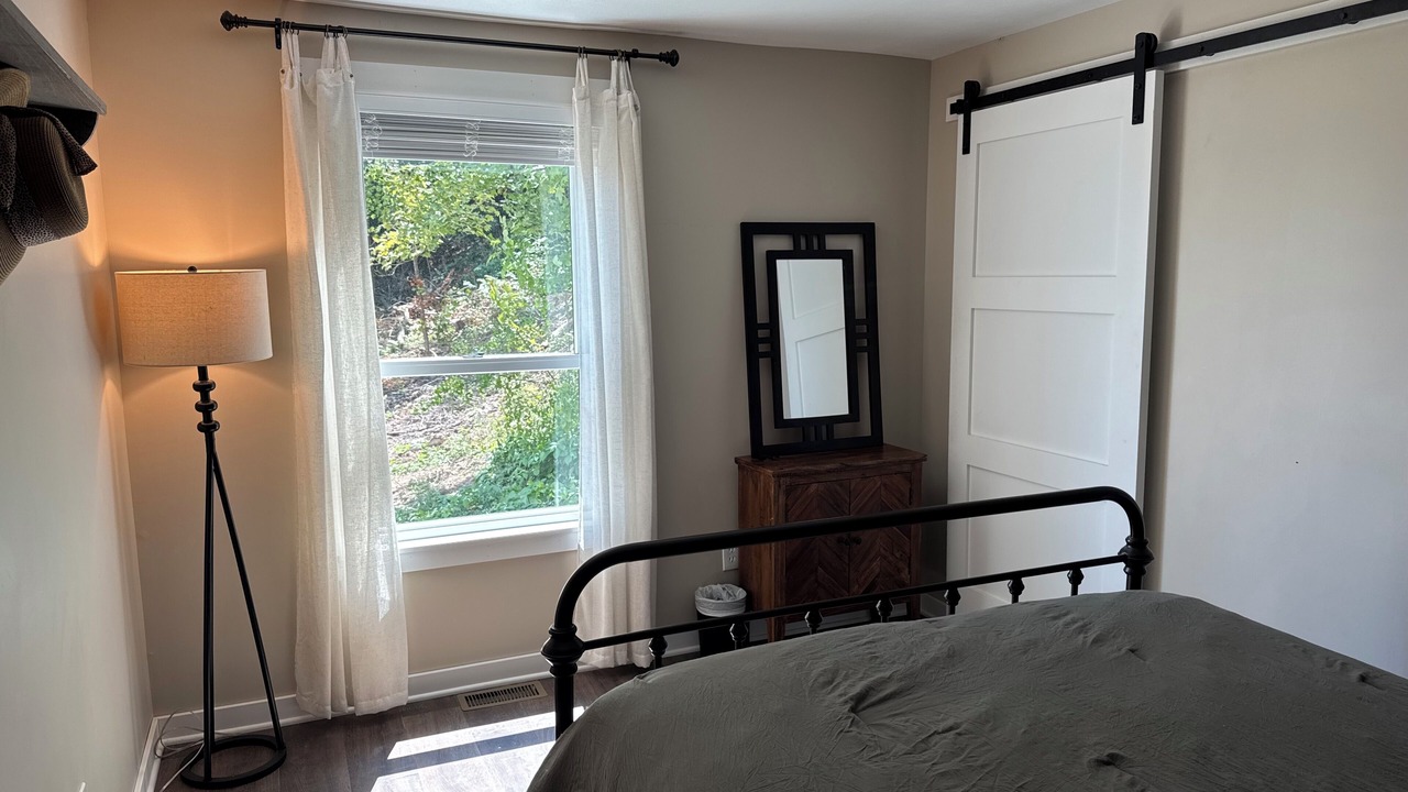 Photo of Bedroom in Cazenovia