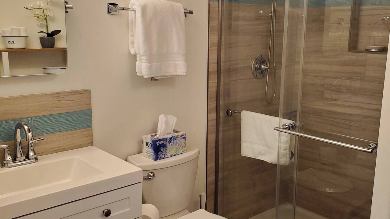 Photo of Bathroom in Bandon