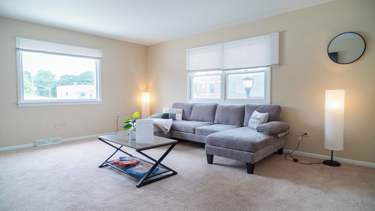Photo of Livingroom in Mundelein
