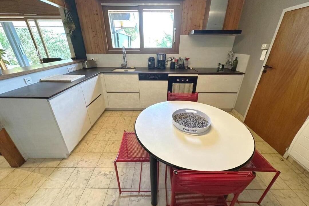 Photo of Kitchen in Poyartin