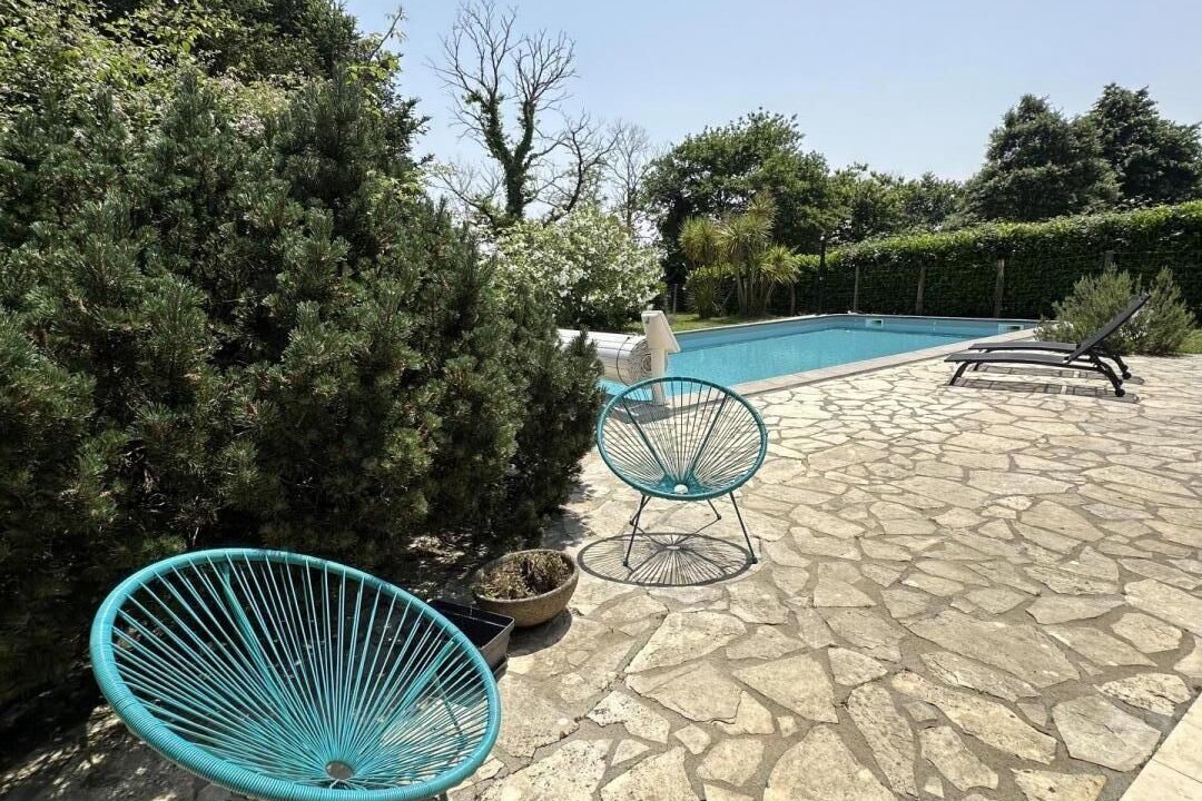 Photo of Outdoor in Poyartin