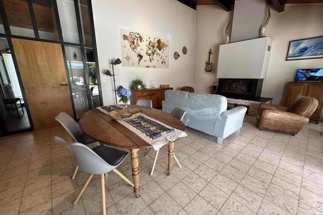 Photo of Livingroom in Poyartin