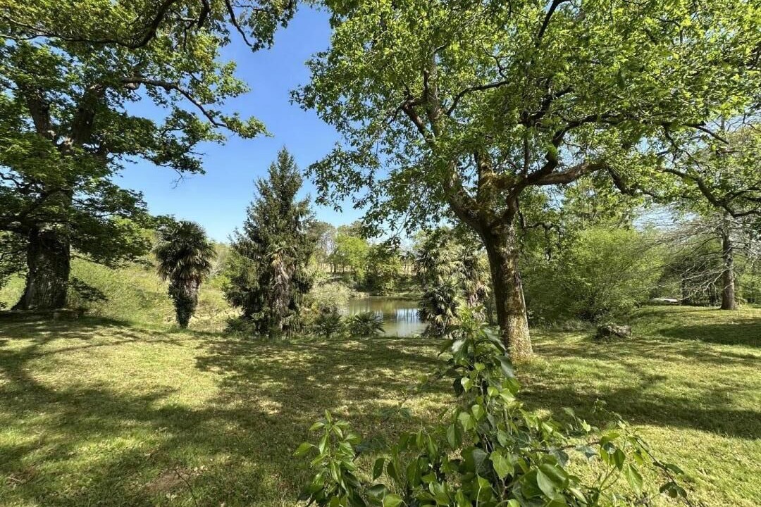 Photo of Others in Poyartin