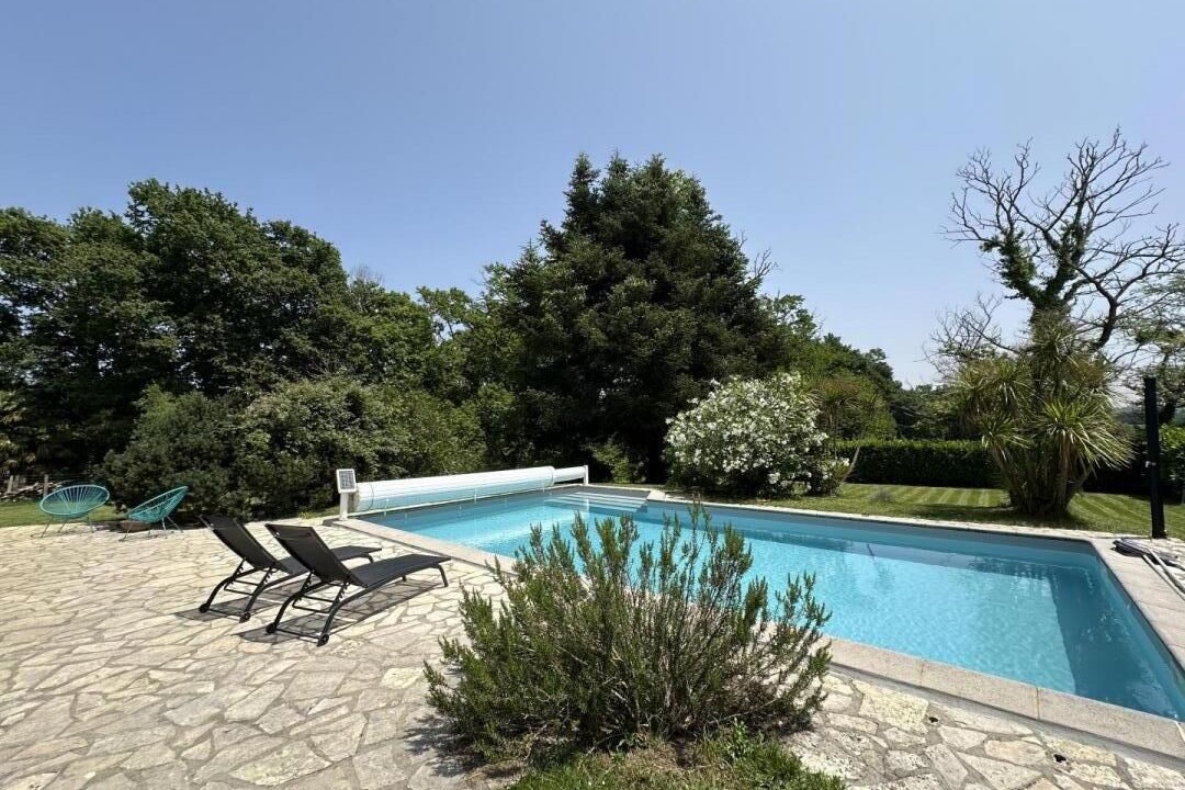 Photo of Outdoor in Poyartin