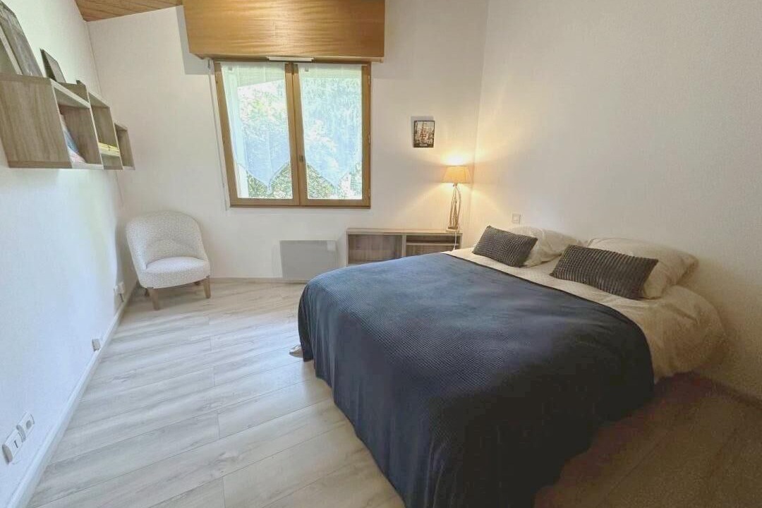 Photo of Bedroom in Poyartin