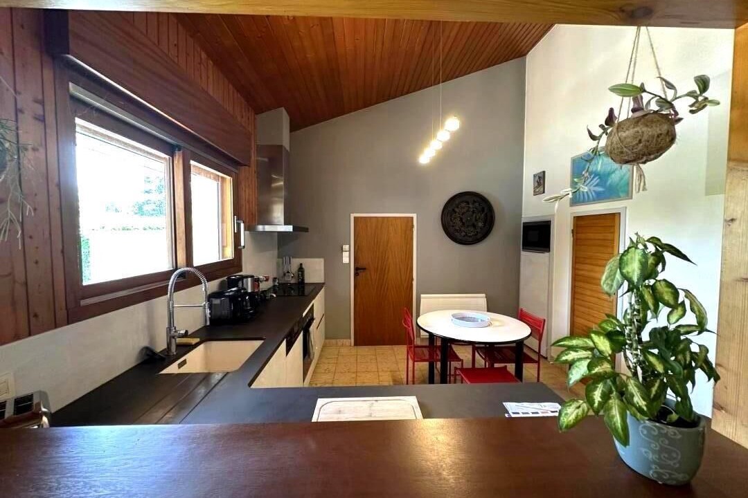 Photo of Kitchen in Poyartin