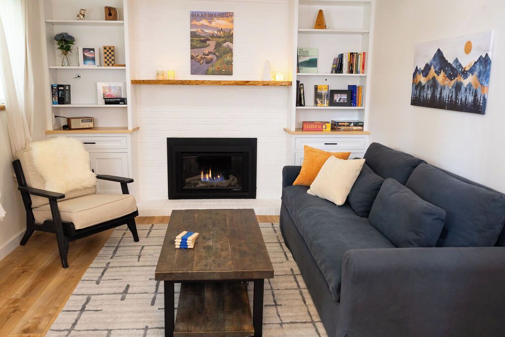 Photo of Livingroom in Louisville