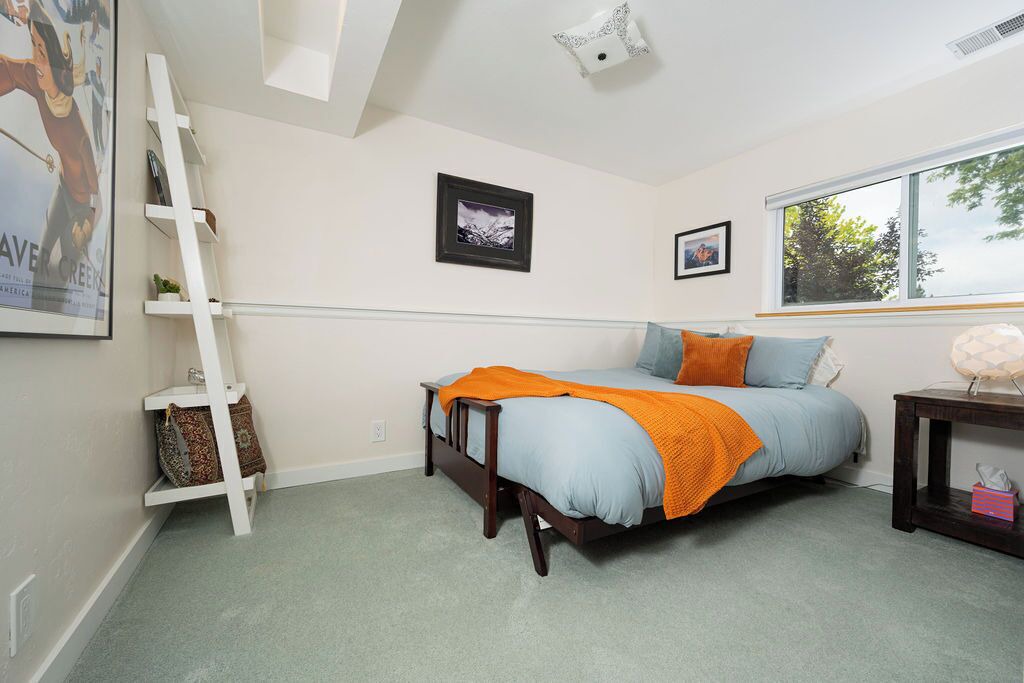 Photo of Bedroom in Louisville