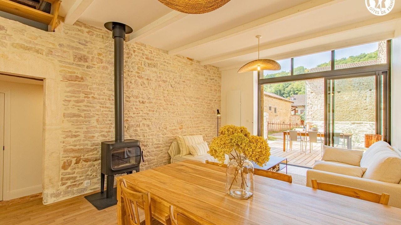 Photo of Livingroom in Chardonnay