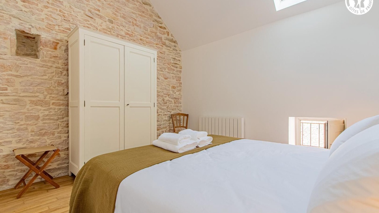 Photo of Bedroom in Chardonnay