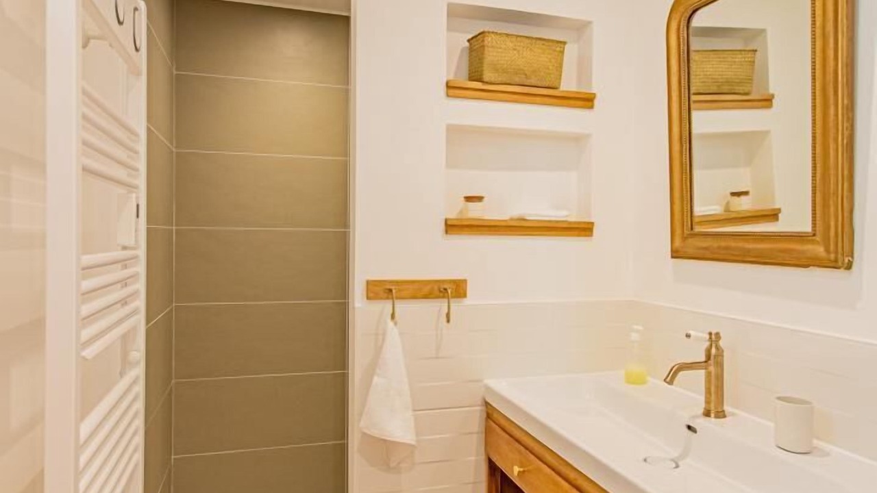 Photo of Bathroom in Chardonnay