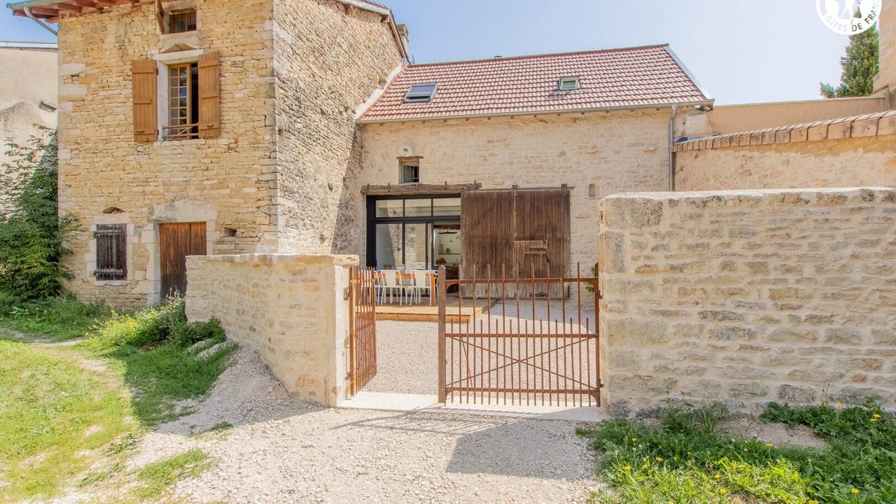 Photo of Outdoor in Chardonnay