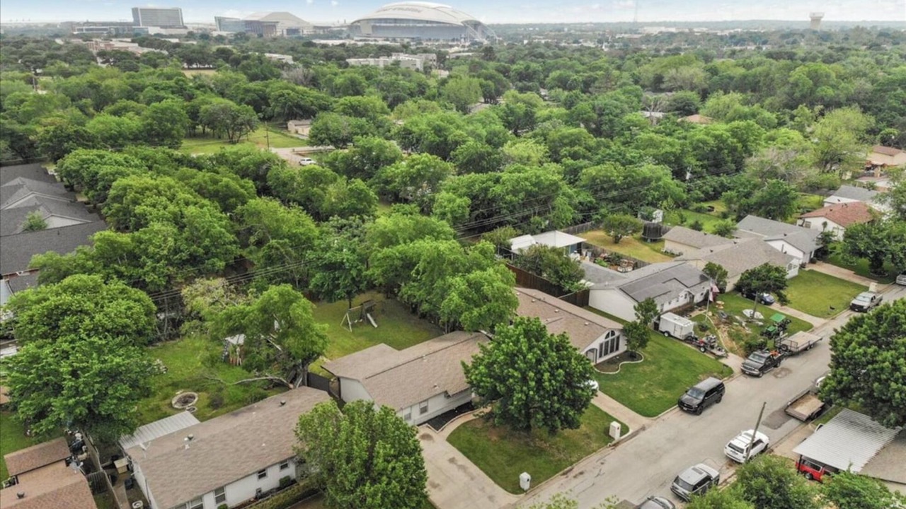 Photo of Outdoor in Central Arlington