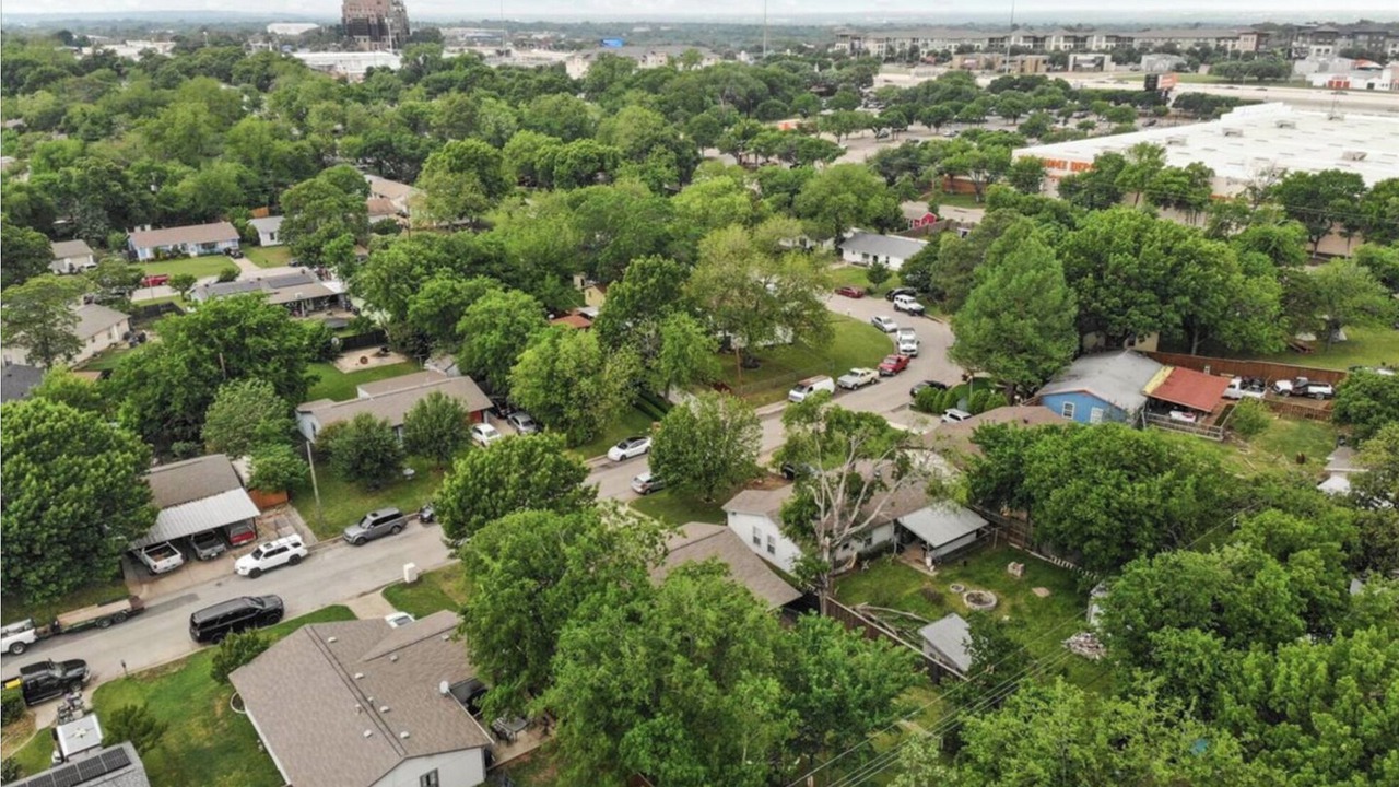 Photo of Outdoor in Central Arlington