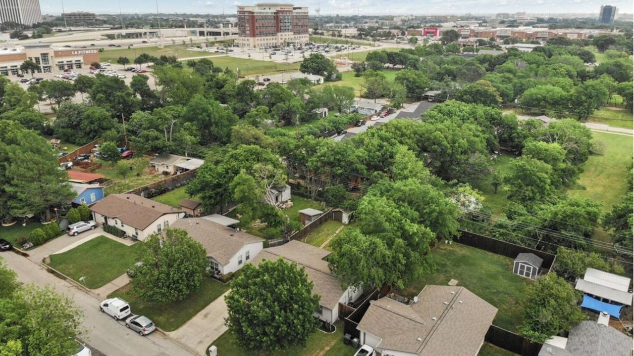 Photo of Outdoor in Central Arlington