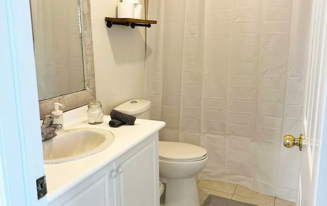 Photo of Bathroom in Courtice