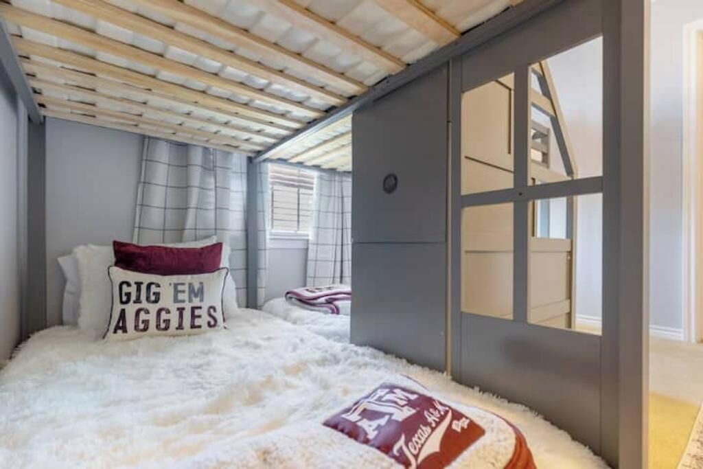 Photo of Bedroom in Wellborn