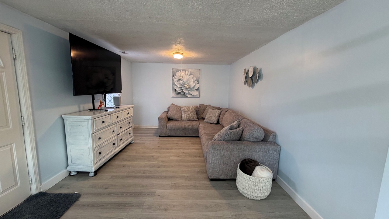 Photo of Livingroom in Charleston