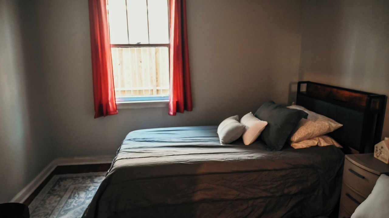 Photo of Bedroom in Midtown