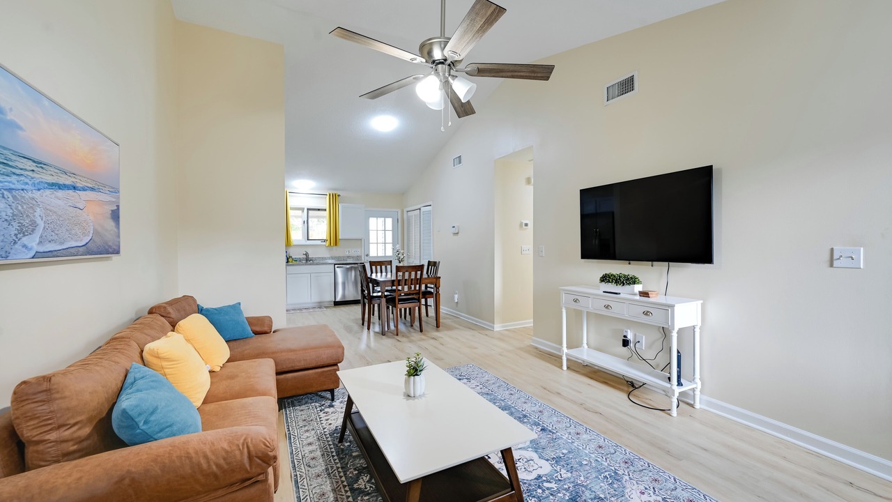 Photo of Livingroom in Greenville