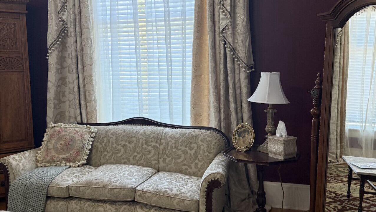 Photo of Livingroom in Guthrie