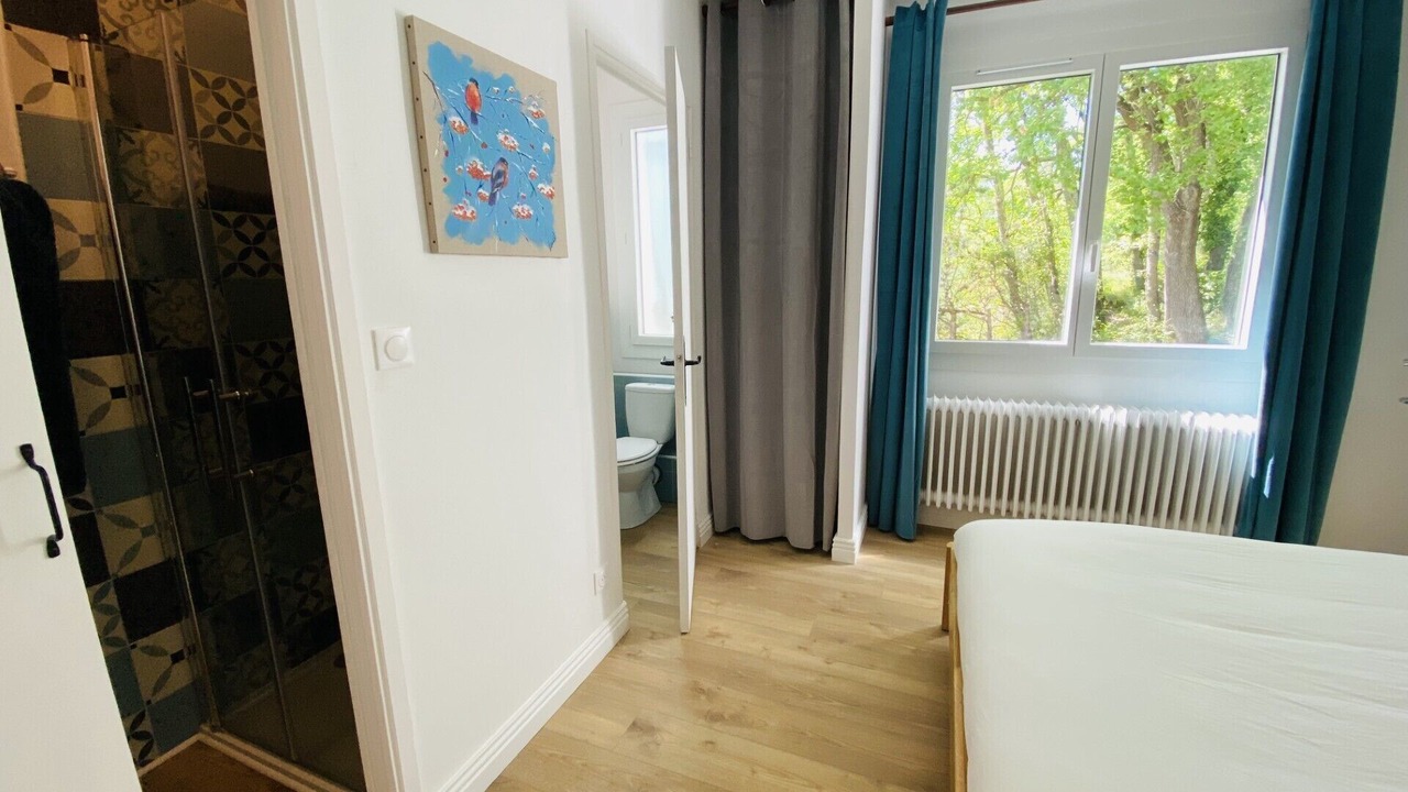 Photo of Bedroom in Entrecasteaux